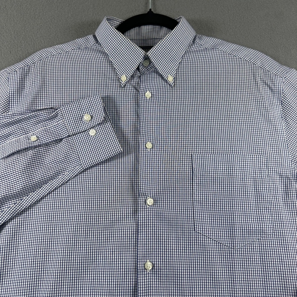Covington Men Wrinkle Free Stain Free Micro Check Button Down Shirt Navy White M